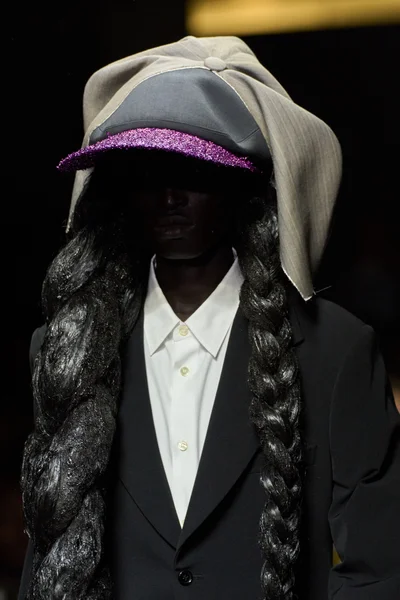 Look 17